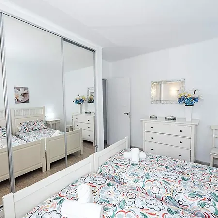 Calle Rabat, 25 * Нерха